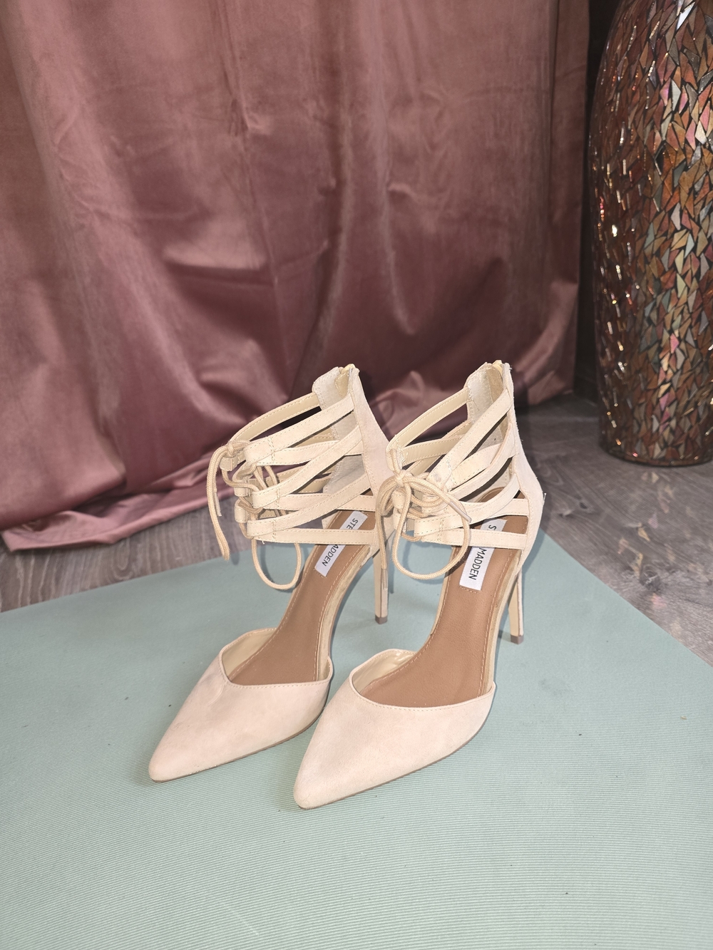 Steve Madden Cream Lace-Up Pointed Toe Stiletto Heels
